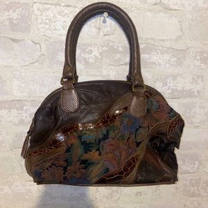 VINTAGE BROWN LEATHER BAG